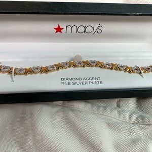 Fine silver bracelet